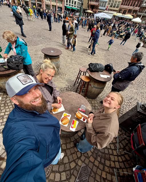 Tim, Harmanna & Liz in Frankfurt